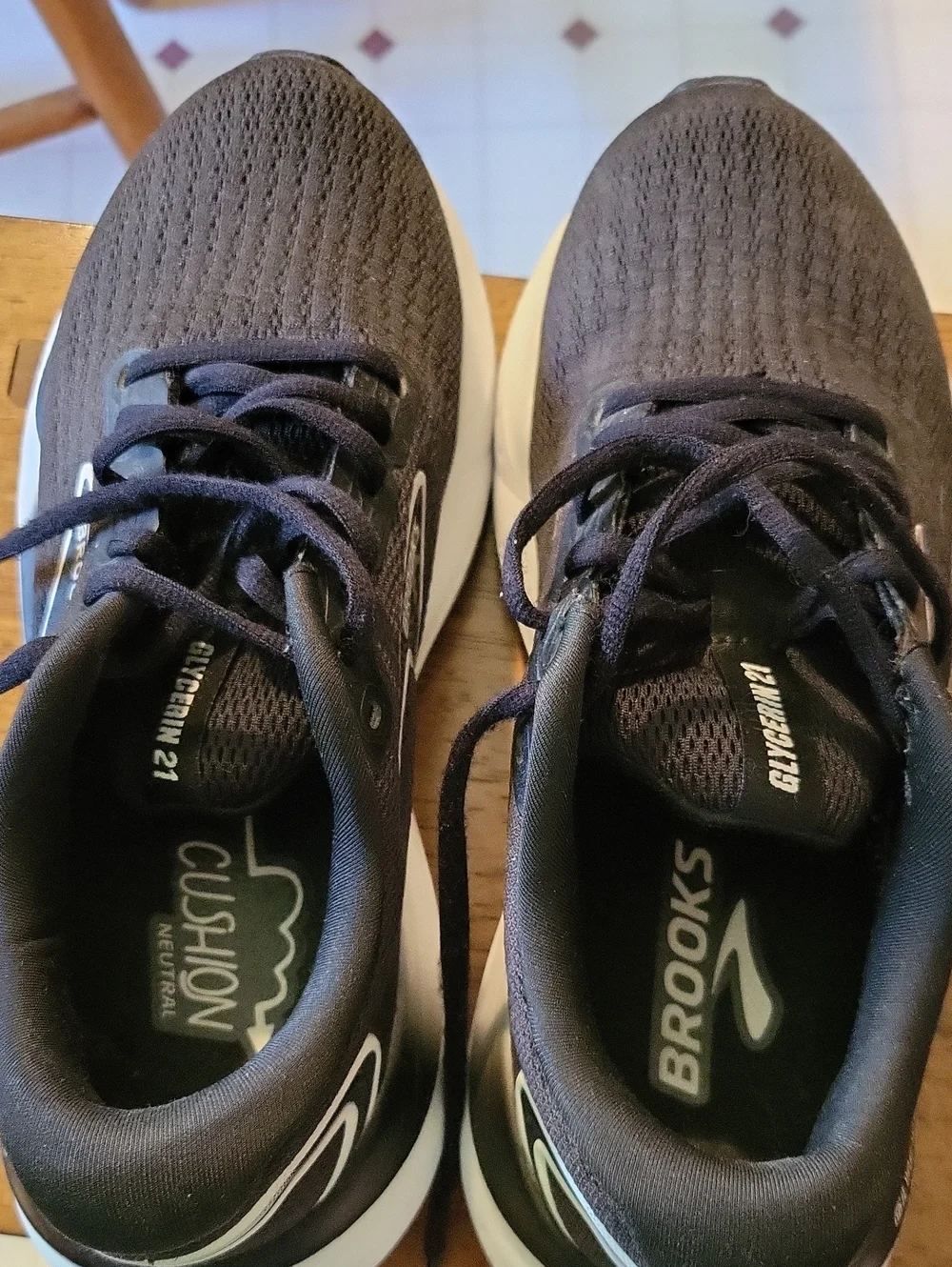 Womens Brooks Glycerin 21